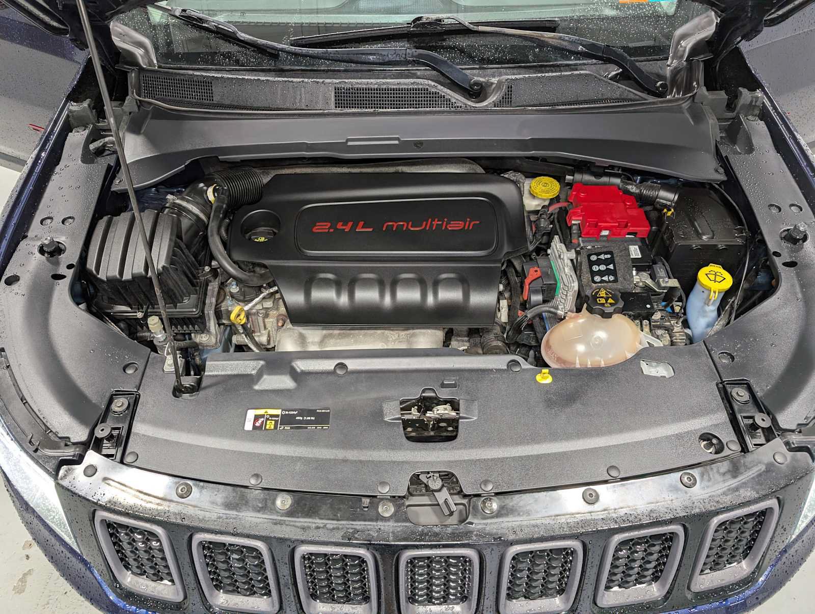 Used 2019 Jeep Compass Trailhawk w/ Cold Weather Group AWD/4WD image 14