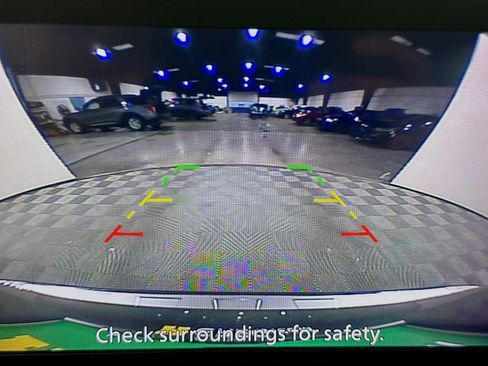 Used 2023 Nissan Rogue SV FWD image 28