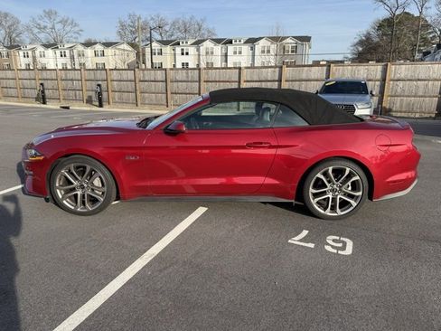 Used 2021 Ford Mustang GT Premium w/ Equipment Group 401A image 3