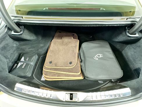 Certified 2023 Bentley Flying Spur Plug-In Hybrid AWD/4WD image 30