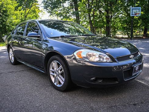 Used 2016 Chevrolet Impala LTZ FWD image 6