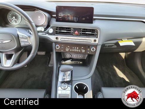 Used 2025 Genesis G70 2.5T image 18