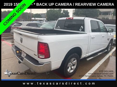 Used 2019 RAM 1500 Classic SLT RWD image 2