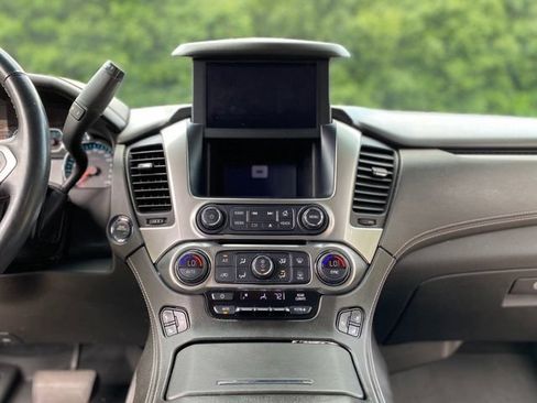 Used 2019 Chevrolet Tahoe Premier AWD/4WD image 30