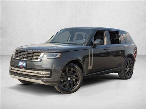 Used 2024 Land Rover Range Rover Long Wheelbase SE image 1