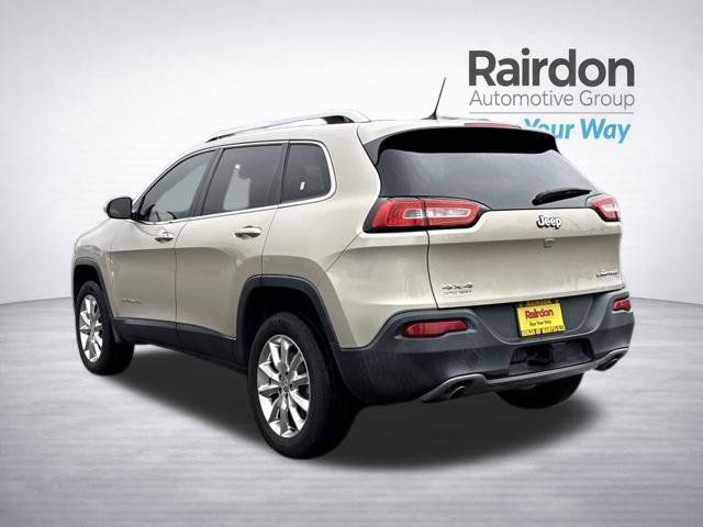 Used 2014 Jeep Cherokee Limited w/ Luxury Group AWD/4WD image 5