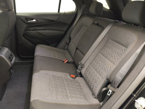 Used 2024 Chevrolet Equinox LT w/ Driver Convenience Package AWD/4WD image 18
