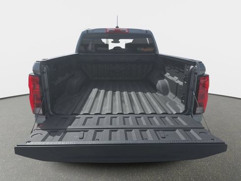 Used 2026 Chevrolet Colorado Trail Boss AWD/4WD image 15