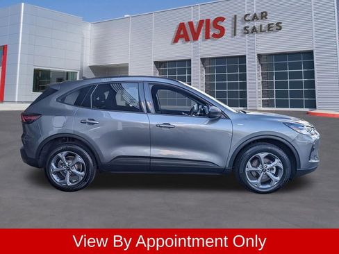Used 2025 Ford Escape ST-Line AWD/4WD image 5
