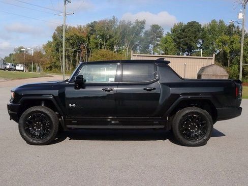 New 2025 GMC Hummer EV 2X image 4