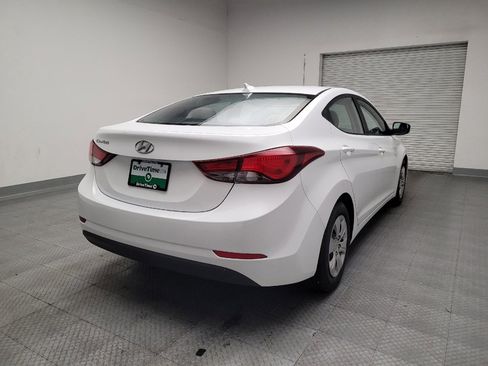 Used 2016 Hyundai Elantra SE image 7