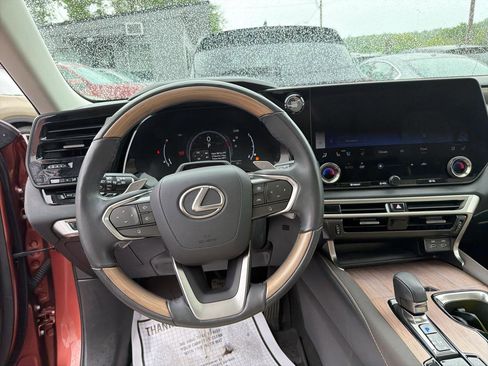 Used 2023 Lexus RX 350 Premium Plus w/ Accessory Package AWD/4WD image 22
