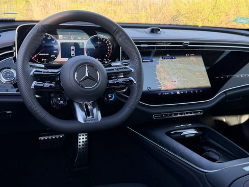 New 2026 Mercedes-Benz E 53 AMG e 4MATIC Sedan image 29