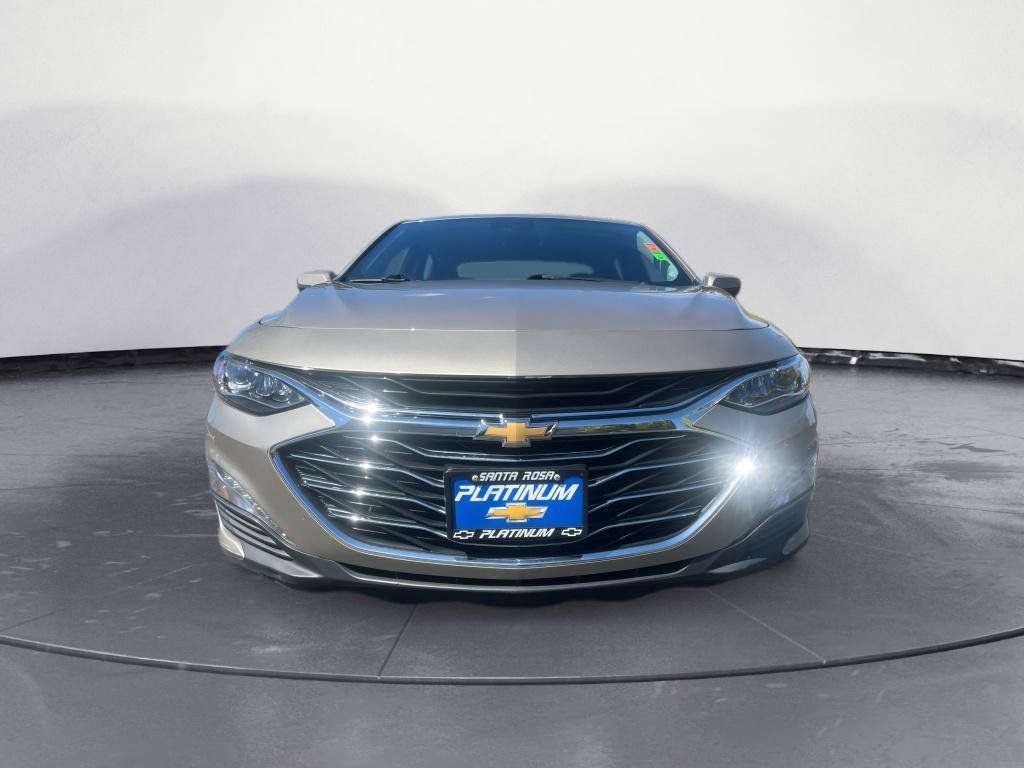 Used 2024 Chevrolet Malibu LT FWD image 3