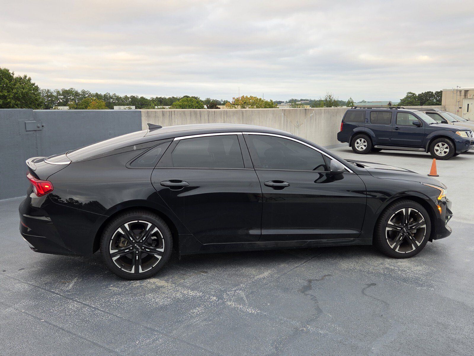 Used 2023 Kia K5 GT-Line w/ GT-Line Premium Package FWD image 6
