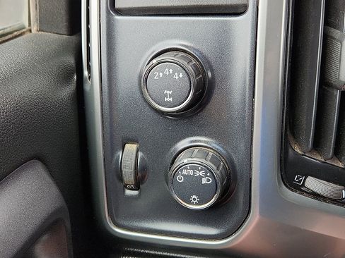 Used 2017 Chevrolet Silverado 2500 LT image 17