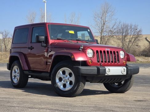 Used 2012 Jeep Wrangler Sahara w/ Connectivity Group image 2