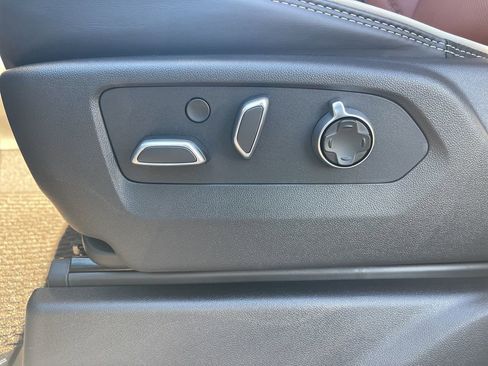 New 2026 GMC Sierra 1500 Denali Ultimate w/ LPO, Black Badging Package image 11