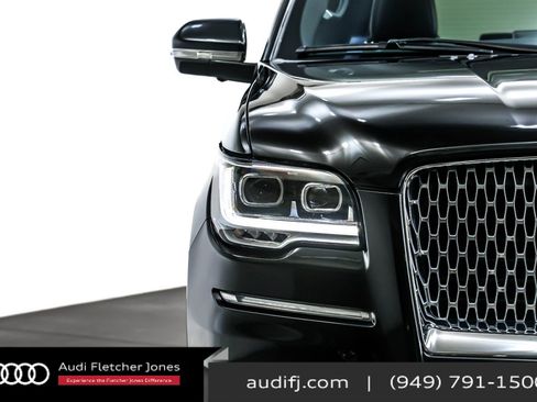 Used 2024 Lincoln Navigator Reserve image 14