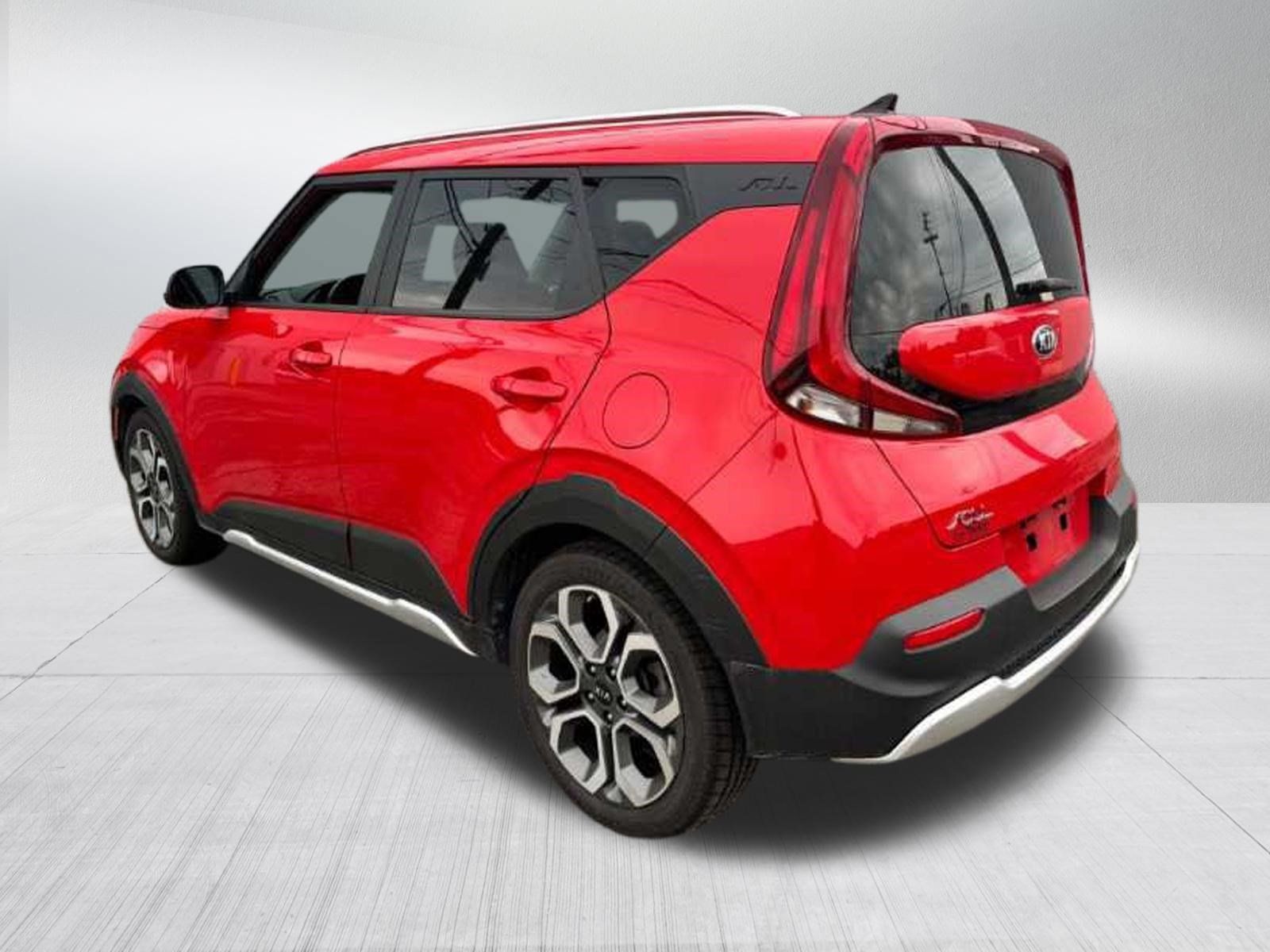 Used 2020 Kia Soul X-Line FWD image 4