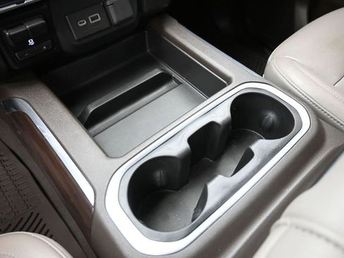 Used 2019 GMC Sierra 1500 SLT image 30