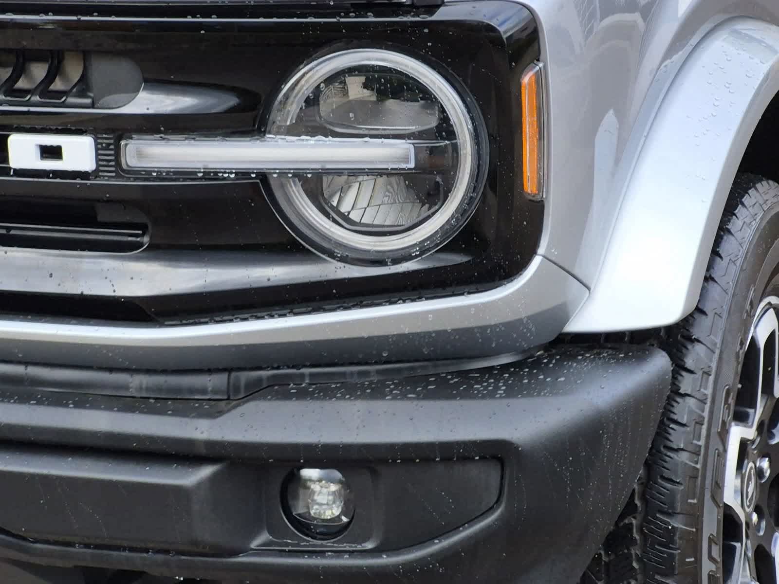 Used 2023 Ford Bronco Outer Banks AWD/4WD image 11