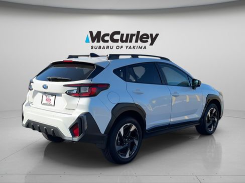 Used 2024 Subaru Crosstrek 2.5i Limited w/ Crosstrek Mirror Package image 5