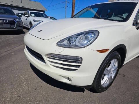 Used 2012 Porsche Cayenne AWD/4WD image 25