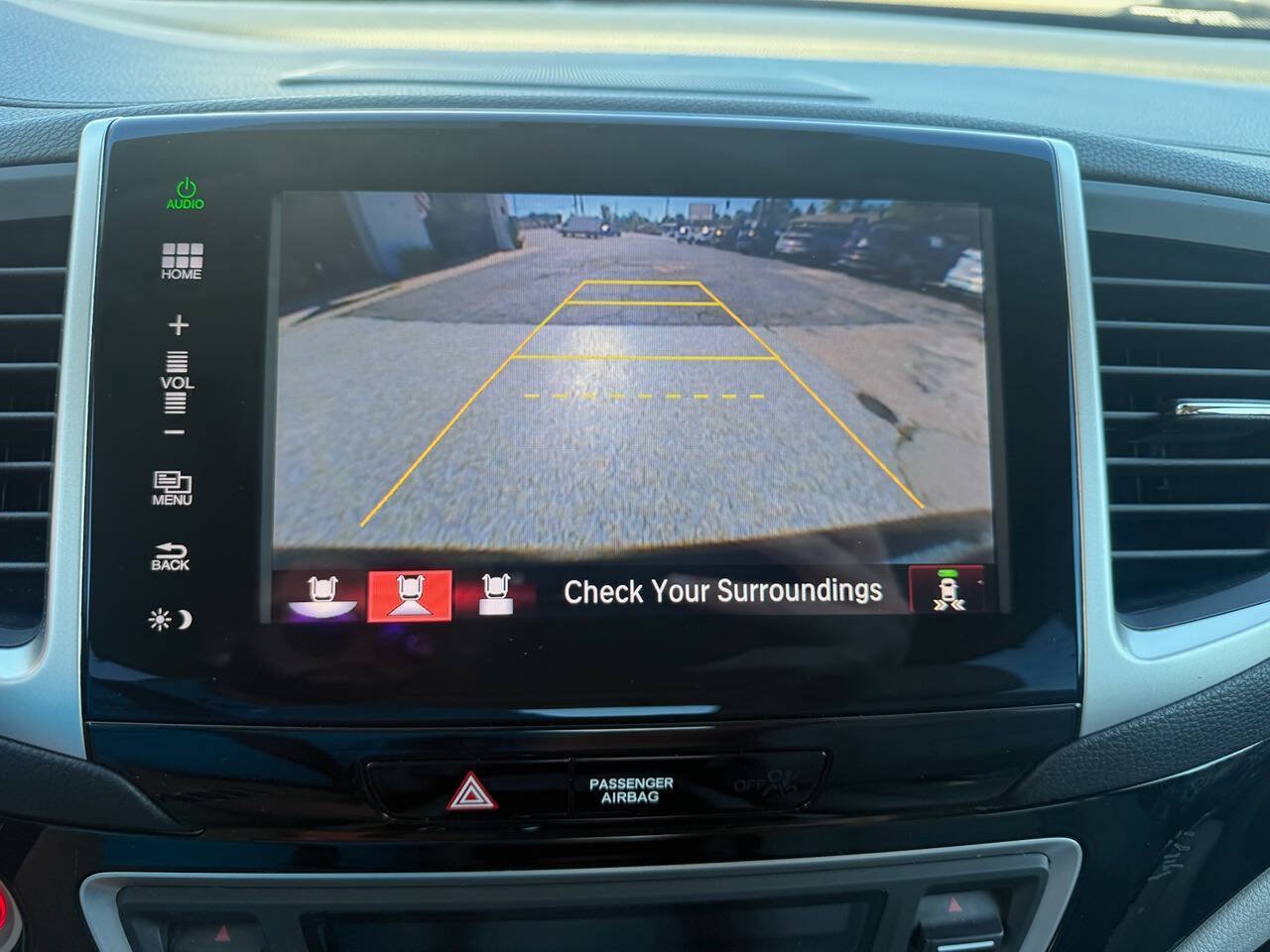 Used 2016 Honda Pilot Elite image 18