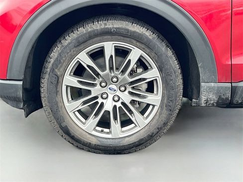 Used 2025 Ford Explorer Platinum image 31