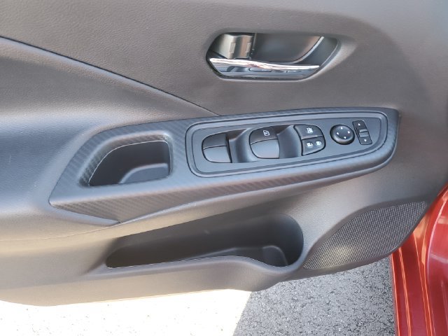 Certified 2025 Nissan Versa SV w/ Trunk Package FWD image 18