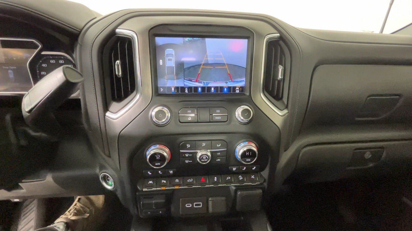 Used 2021 GMC Sierra 1500 Denali w/ Denali Ultimate Package AWD/4WD image 39