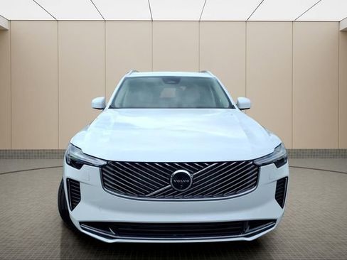New 2026 Volvo XC90 T8 Ultra w/ Protection Package Premier AWD/4WD image 4