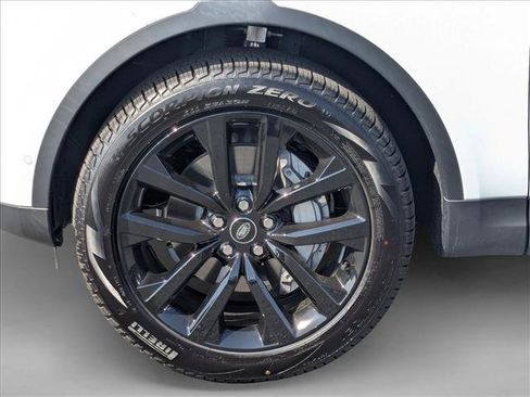 New 2026 Land Rover Discovery S AWD/4WD image 10