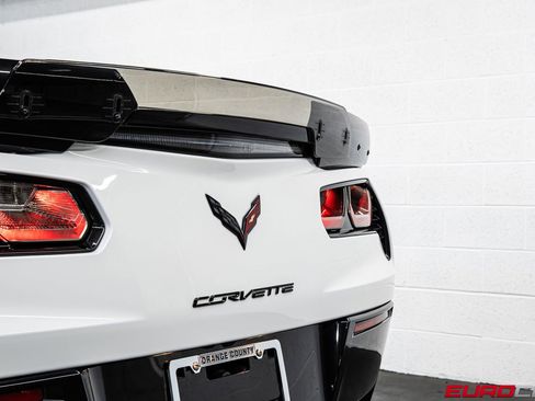 Used 2015 Chevrolet Corvette Z06 w/ 3LZ Preferred Equipment Group image 22
