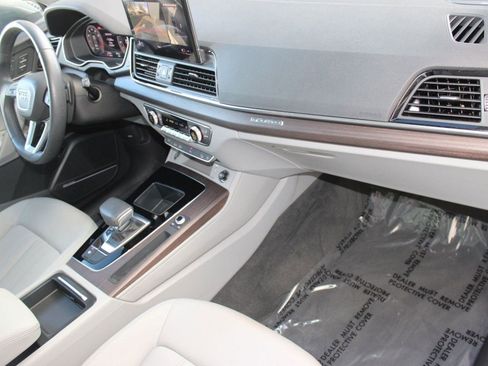 Used 2022 Audi Q5 2.0T Premium Plus image 37