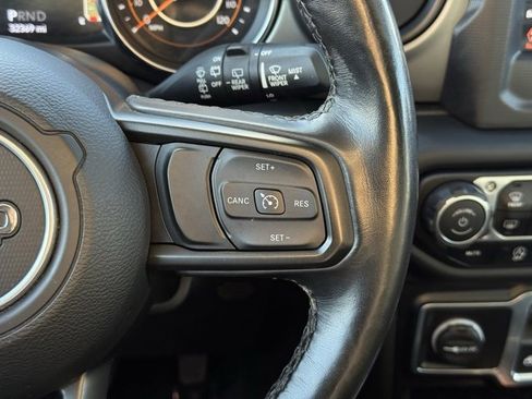 Used 2021 Jeep Wrangler Willys image 21