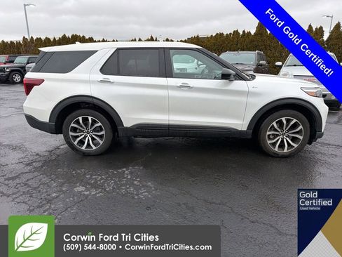 Used 2022 Ford Explorer ST-Line w/ Class IV Trailer Tow Package image 4