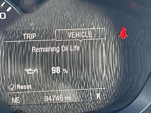 Used 2018 Chevrolet Trax LT w/ LT Convenience Package image 34