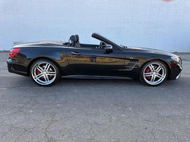 Used 2017 Mercedes-Benz SL 550 image 1