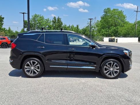 Used 2019 GMC Terrain Denali w/ Driver Alert Package II AWD/4WD image 10
