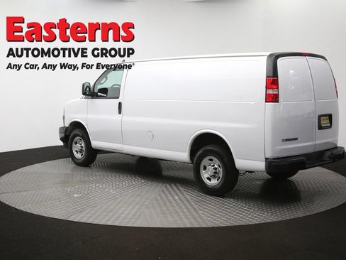 Used 2020 Chevrolet Express 3500 w/ Driver Convenience Package RWD image 61