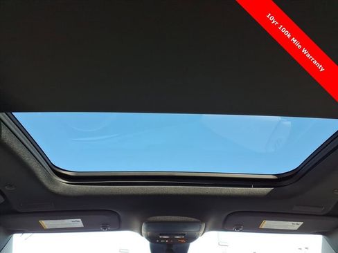 New 2026 Chevrolet Traverse LT w/ Sun and Wheel Package image 14