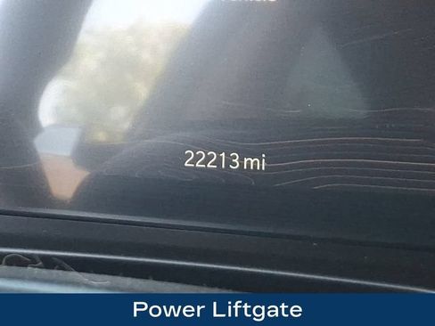 Used 2023 Jeep Grand Cherokee L Limited AWD/4WD image 6