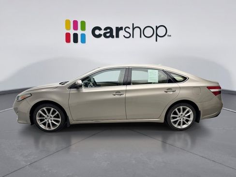 Used 2014 Toyota Avalon Limited FWD image 2