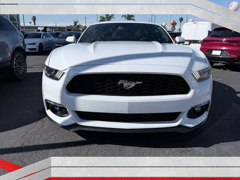 Used 2017 Ford Mustang Premium RWD image 7