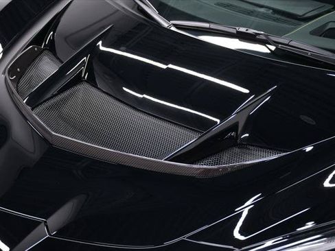 Used 2026 Chevrolet Corvette ZR1 w/ ZR1 Carbon Fiber Aero Package RWD image 4