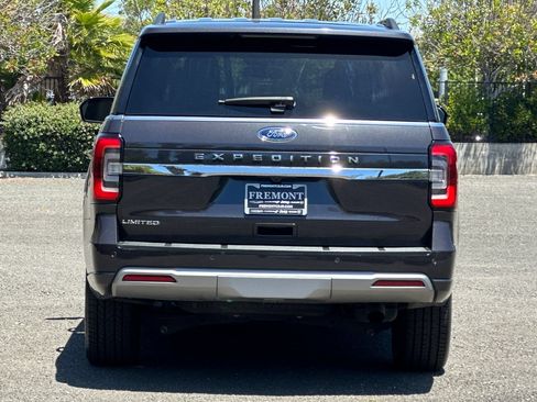 Used 2024 Ford Expedition Limited RWD image 4