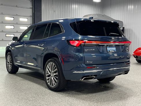 Certified 2025 Buick Enclave Avenir w/ Trailering Package, 5000 lbs. image 3