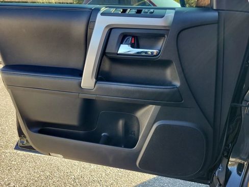 Used 2024 Toyota 4Runner SR5 image 35